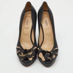 Pre Owned Valentino Black Leather Flower Embellished Peep Toe Platform Pumps Size 38.5