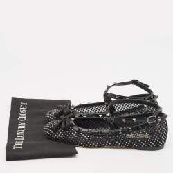 مملوكة مسبقًا Valentino Black Mesh and Leather Rockstud Ballerina Flats Size 39.5