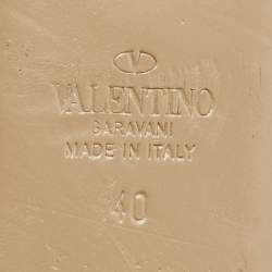 Pre Owned Valentino Green Quilted Leather Roman Stud Flat Slides Size 40