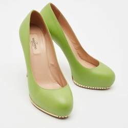 Pre Owned Valentino Green Leather Rockstud Platform Pumps Size 37