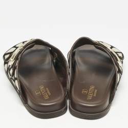 Pre Owned Valentino Brown/Cream Canvas and Fabric Logo Slide Sandals Size 40