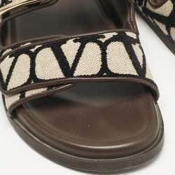 Pre Owned Valentino Brown/Cream Canvas and Fabric Logo Slide Sandals Size 40