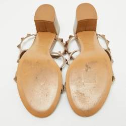 Pre Owned Valentino Gold Leather Rockstud Slide Sandals Size 38