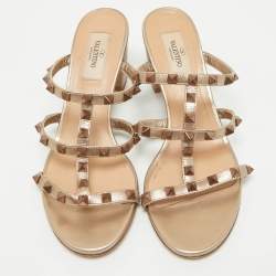 Pre Owned Valentino Gold Leather Rockstud Slide Sandals Size 38