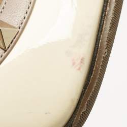 Valentino Cream/Beige Patent Leather Rockstud Pointed Toe Pumps Size 39.5