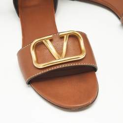 Pre Owned Valentino Brown Leather VLogo Slingback Flat Sandals Size 38.5