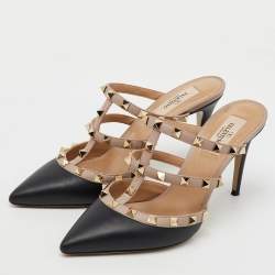 Valentino Black/Beige Leather Rockstud Pointed Toe Mules Size 38