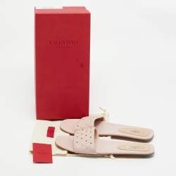 Pre Owned Valentino Light Pink Quilted Leather Rockstud Flat Slide Sandals Size 40