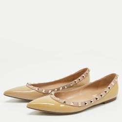 Pre Owned Valentino Beige Patent Leather Rockstud Pointed Toe Ballet Flats Size 38