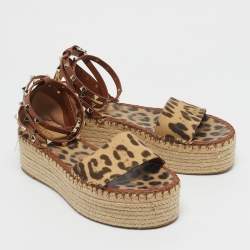 Pre Owned Valentino Beige/Brown Leopard Canvas Rockstud Ankle Strap Platform Sandals Size 40