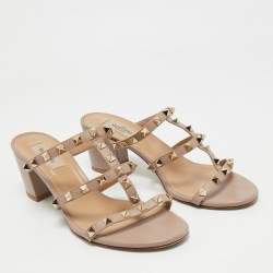 Pre Owned Valentino Beige Leather Rockstud Slide Sandals Size 39
