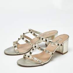 Pre Owned Valentino Metallic Silver Leather Rockstud Caged Slide Sandals Size 36