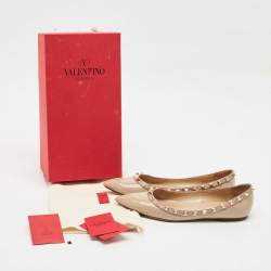Pre Owned Valentino Beige Patent Leather Rockstud Pointed Toe Ballet Flats Size 37.5