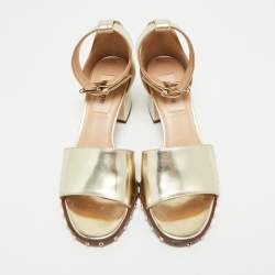 Pre Owned Valentino Gold Leather Soul Rockstud Ankle Strap Block Heel Sandals Size 35.5