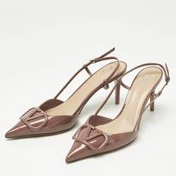 Pre Owned Valentino Beige  Patent Escape VLogo Pumps Size 40.5