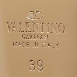 Pre Owned Valentino Grey/Beige Patent and Leather Rockstud Ankle Strap Pumps Size 39