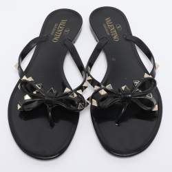 Pre Owned Valentino Black Jelly Rockstud Bow Thong Flats Size 39