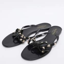 Pre Owned Valentino Black Jelly Rockstud Bow Thong Flats Size 39
