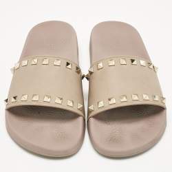 Pre Owned Valentino Dusty Pink Rubber Rockstud Slides Size 38