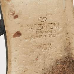 Pre Owned Valentino Black Leather Rockstud Flat Slide Size 40