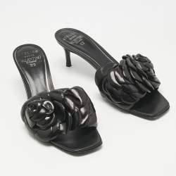 Pre Owned Valentino Black Leather Rose Atelier 03 Slide Sandals Size 38