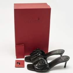 Pre Owned Valentino Black Leather Rose Atelier 03 Slide Sandals Size 38