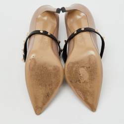 Pre Owned Valentino Beige/Black Leather Rockstud Ankle Wrap Pointed Toe Pumps Size 38