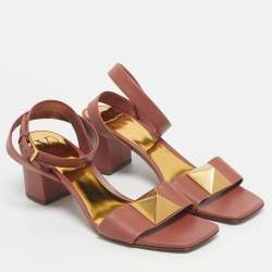 Pre Owned Valentino Brush Pink Leather One Stud Ankle Strap Sandals Size 41