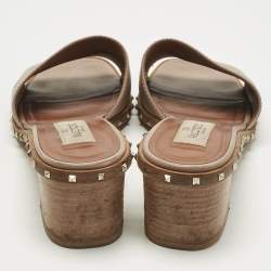 Pre Owned Valentino Beige Leather Rockstud Slide Sandals Size 38