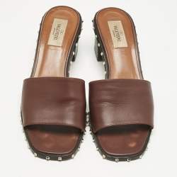 Pre Owned Valentino Brown Leather Rockstud Open Toe Slide Sandals Size 38