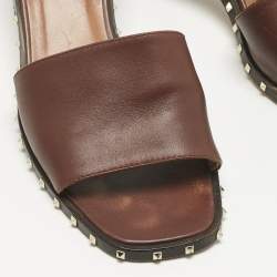 Pre Owned Valentino Brown Leather Rockstud Open Toe Slide Sandals Size 38