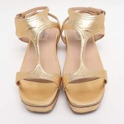 Pre Owned Valentino Gold Leather T-Strap Sandals Size 38