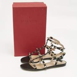 Pre Owned Valentino Black Leather Rockstud Flat Sandals Size 40