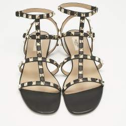 Pre Owned Valentino Black Leather Rockstud Flat Sandals Size 40