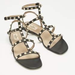 Pre Owned Valentino Black Leather Rockstud Flat Sandals Size 40