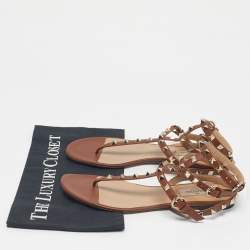 Pre Owned Valentino Brown Leather Rockstud Flat Thong Sandals Size 38