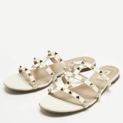 Pre Owned Valentino Cream Leather Rockstud Flat Slides Size 39
