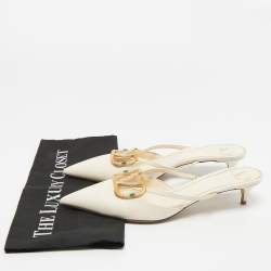 مملوكة مسبقًا Valentino Cream Leather VLogo Pointed Toe Mule Sandals Size 38.5