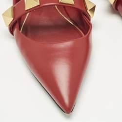 Pre Owned حذاء مولز فالنتينو فلات رومان جلد عنابي مرصع مقاس 38