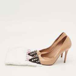 Pre Owned Valentino Beige/Black Leather and Patent Alcove Rockstud Pointed Toe Pumps Size 37