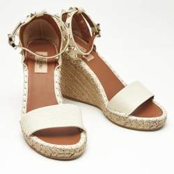 Pre Owned Valentino White/Cream Leather Rockstud Wedge Sandals Size 38