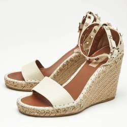 Pre Owned Valentino White/Cream Leather Rockstud Wedge Sandals Size 38