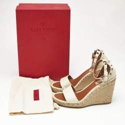 Pre Owned Valentino White/Cream Leather Rockstud Wedge Sandals Size 38