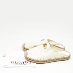 Pre Owned Valentino Off White Leather VLogo Signature Espadrille Mules Size 40