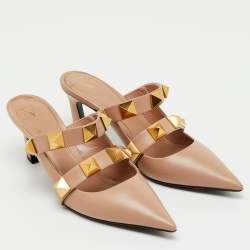 Pre Owned Valentino Beige Leather Roman Stud Pointed Toe Mules Size 39.5