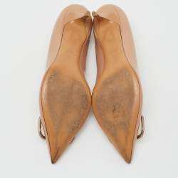Pre Owned Valentino Beige Patent Leather VLogo Pointed Toe Pumps Size 39.5