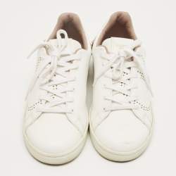 Pre Owned Valentino White/Beige Leather Backnet Rockstud Low Top Sneakers Size 39.5