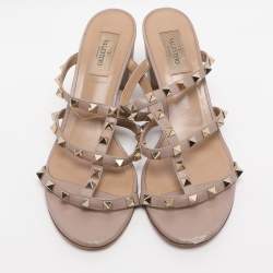 Pre Owned Valentino Nude Pink Leather Rockstud Block Heel Slide Sandals Size 39