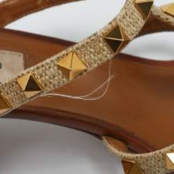Pre Owned Valentino Beige/Brown Leather and Straw Rockstud Slide Sandals Size 39