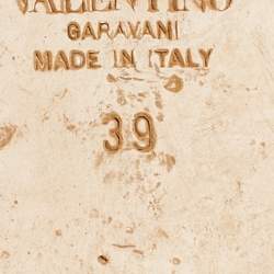 Pre Owned Valentino Pink Leather Rockstud Flat Slide Size 39